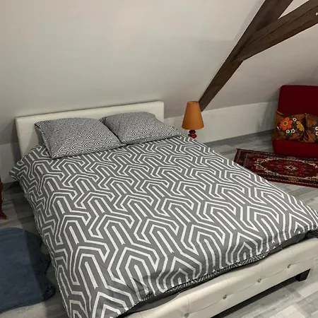 Frühstückspension Rustique Avec Double Lit Et Sa Salle De Bain Privee 3*