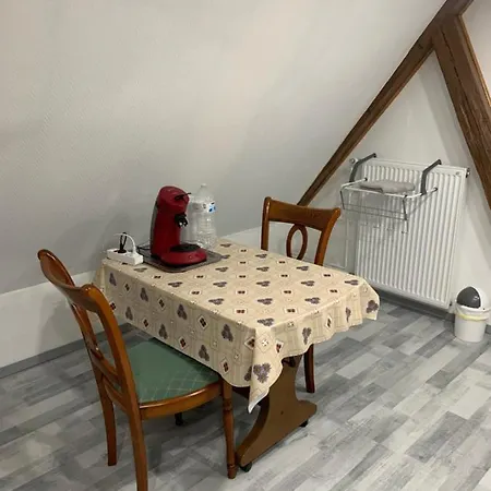 Rustique Avec Double Lit Et Sa Salle De Bain Privee Frühstückspension Urbès